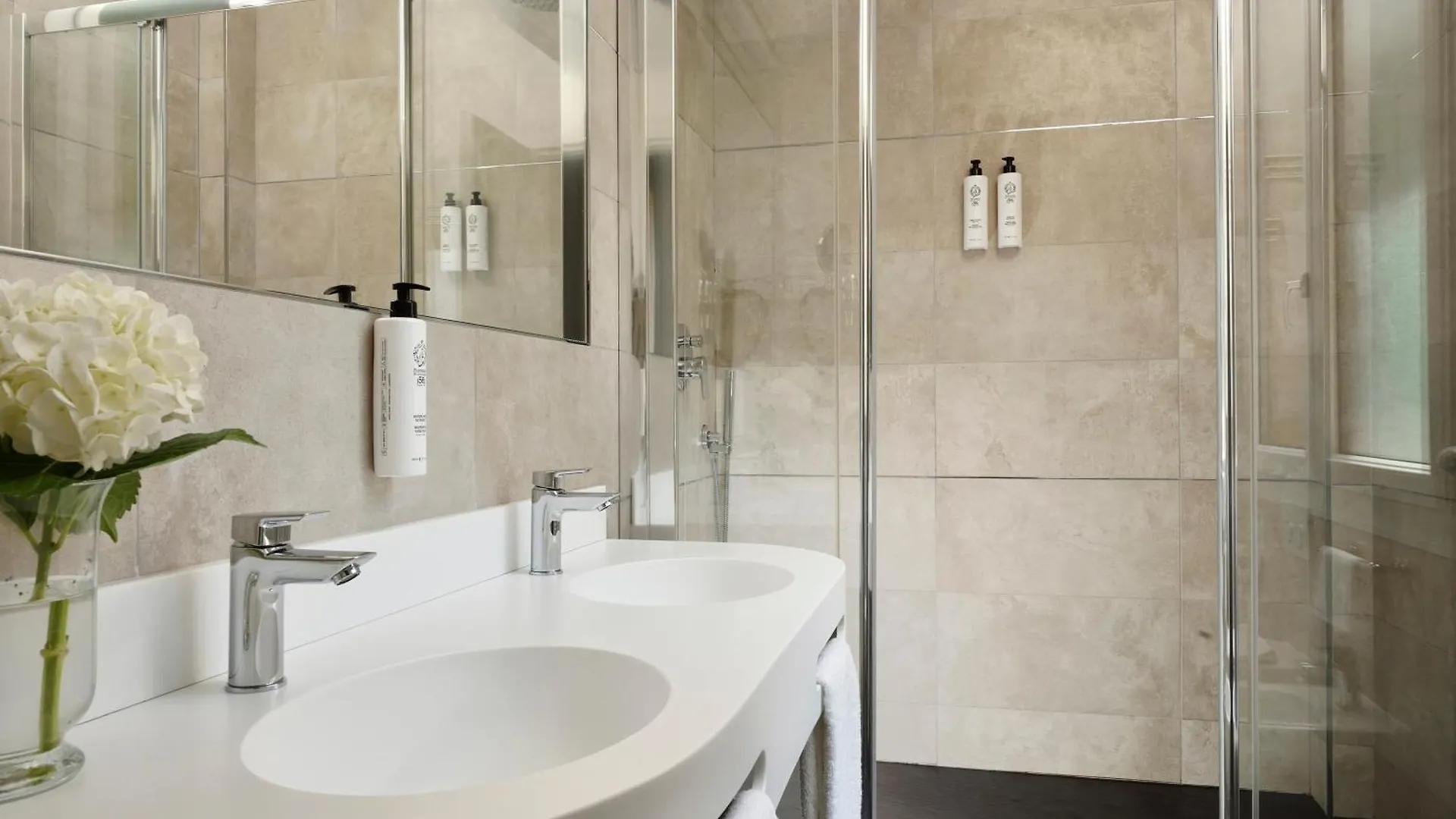 ****  Fh55 Med Executive Hotel Florence Italy