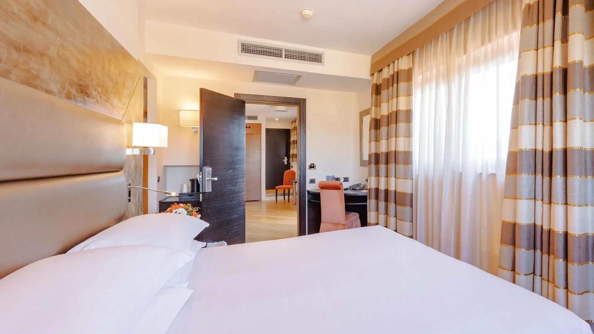 Fh55 Med Executive Hotel Florence 4*,