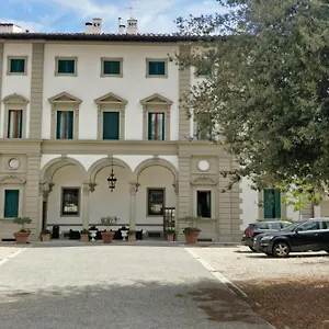 Royal Hotel
